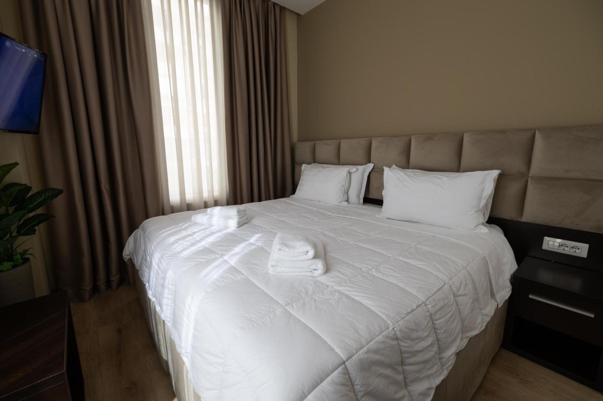 4r Colombo 3* Tirana