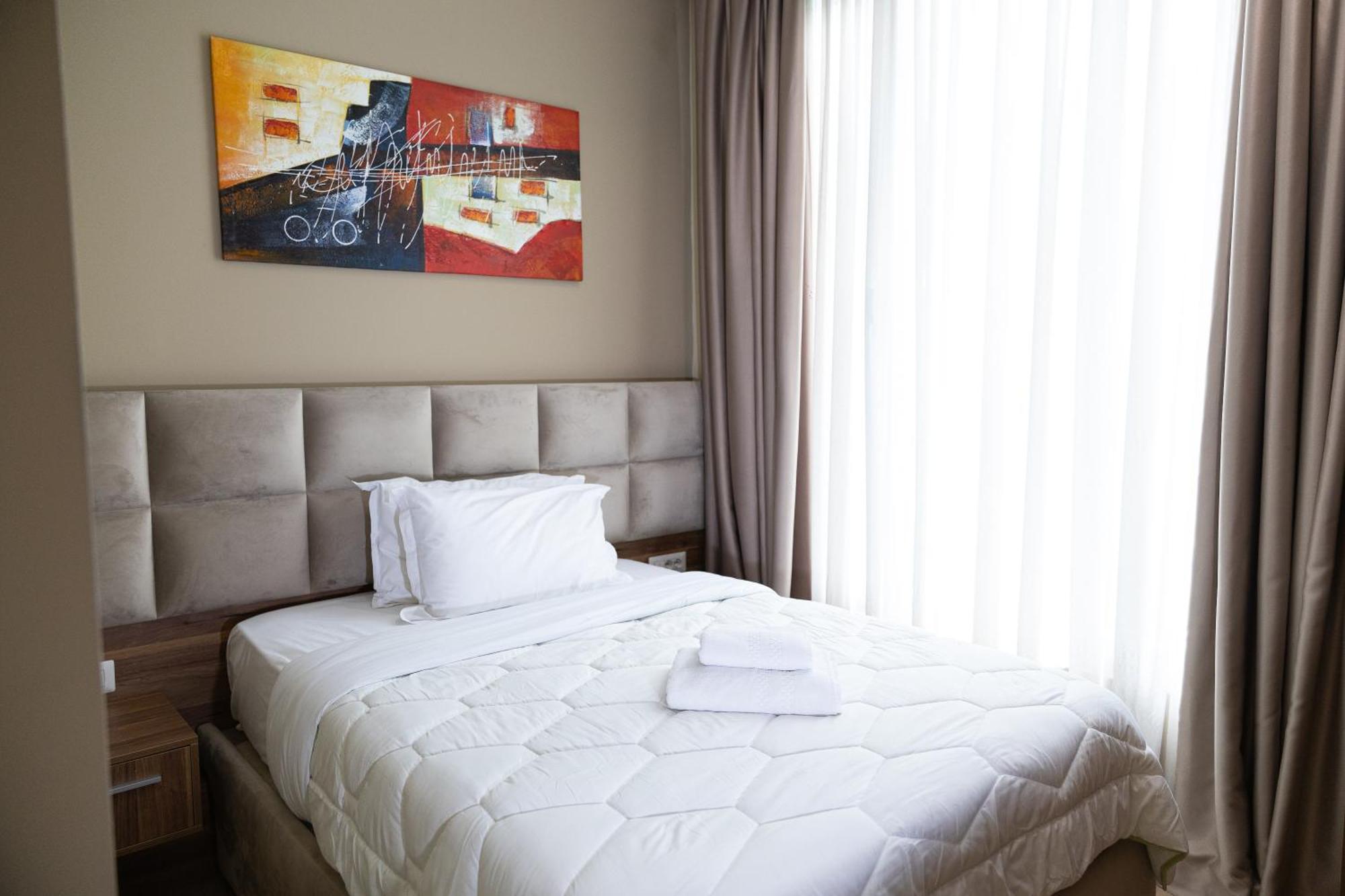 4r Colombo Hotel Tirana
