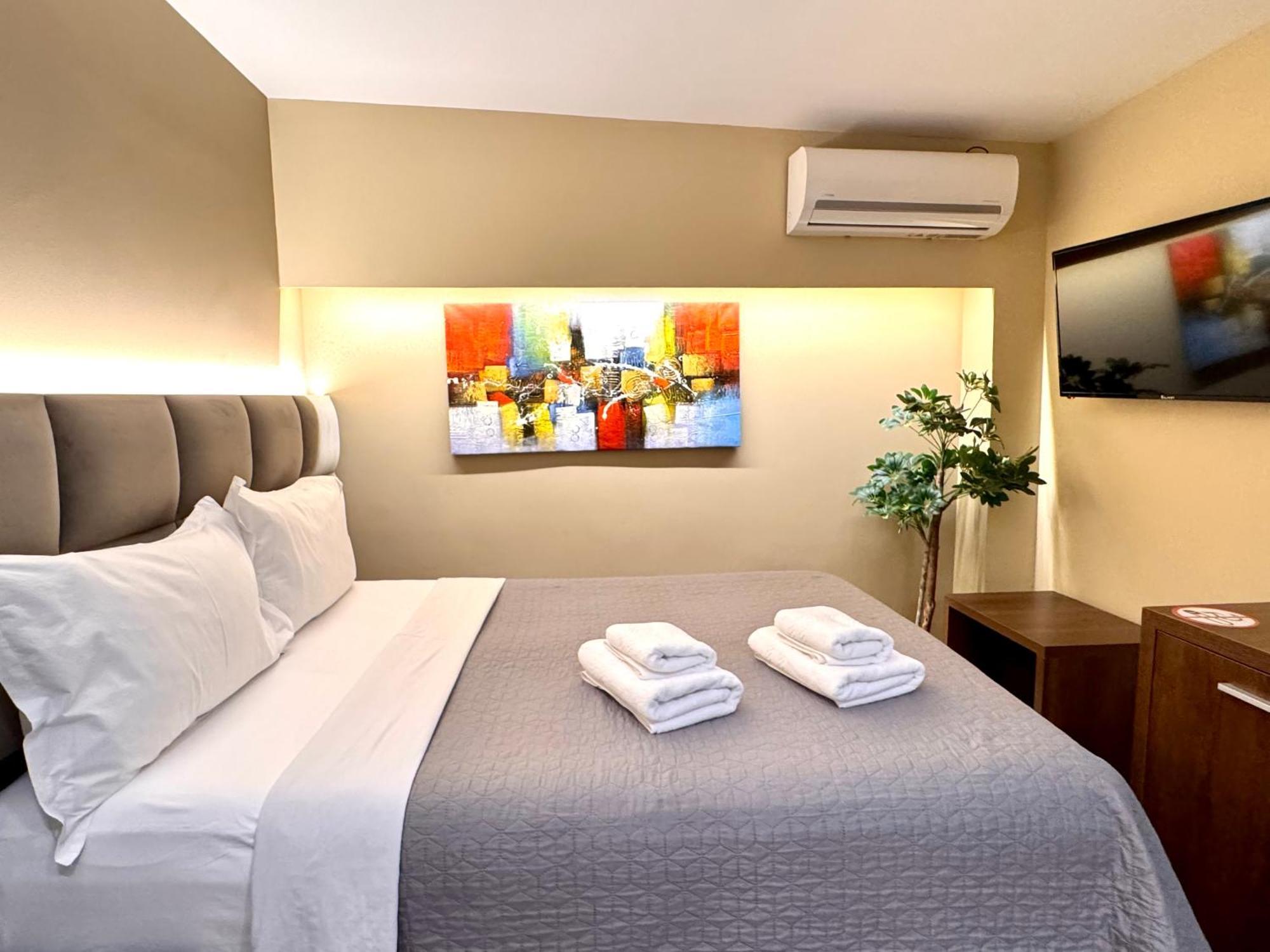 4r Colombo Tirana