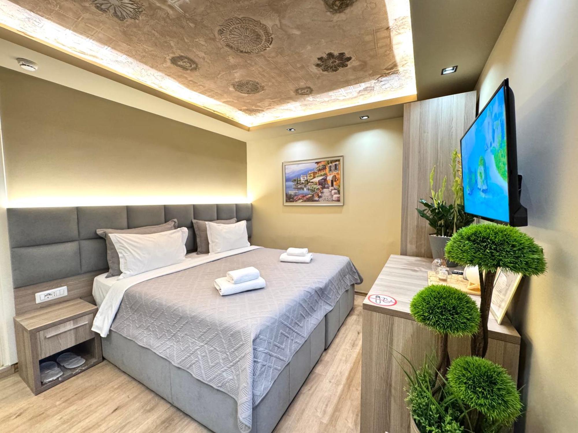 4r Colombo 3* Tirana