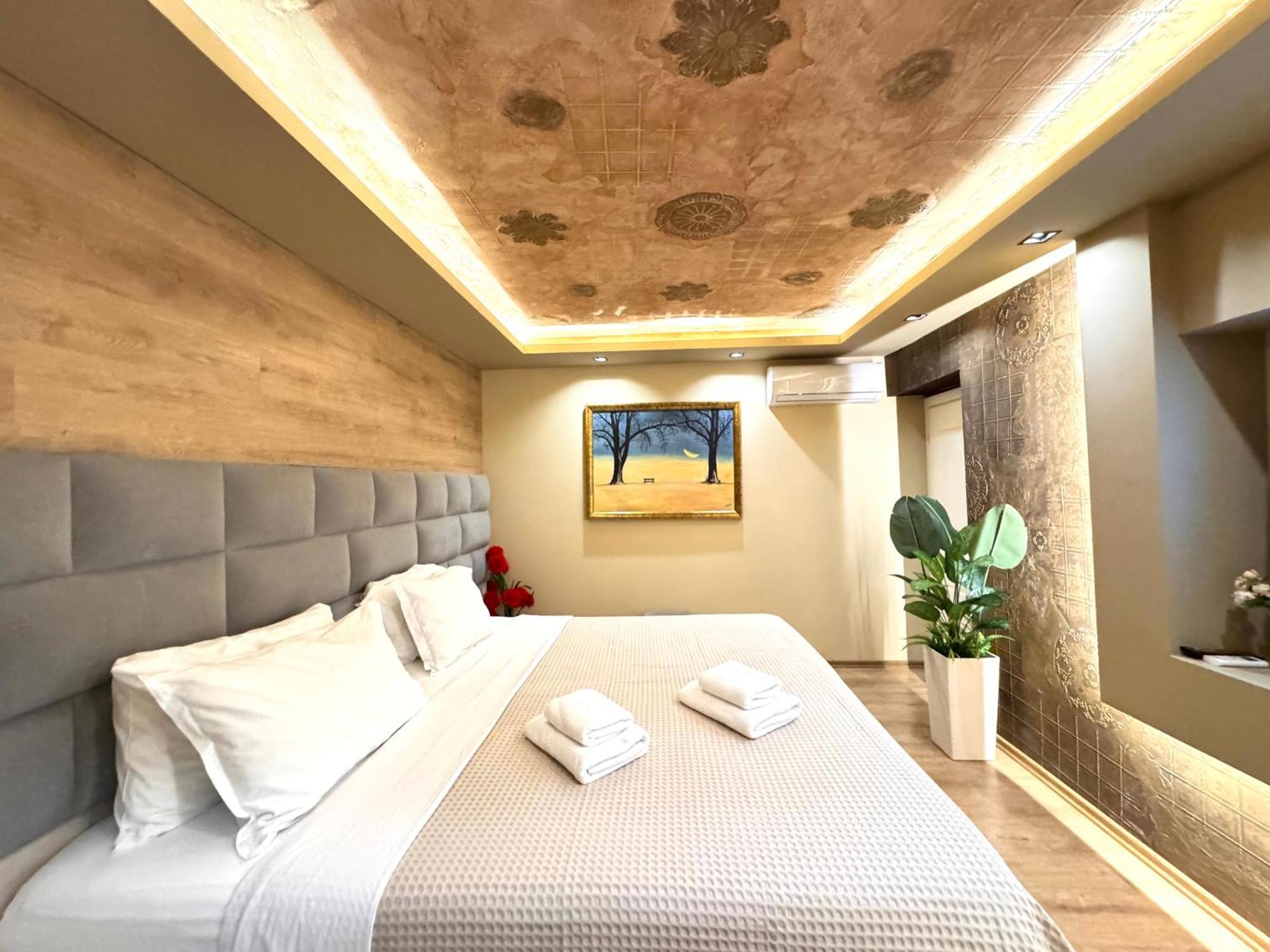 4r Colombo 3* Tirana